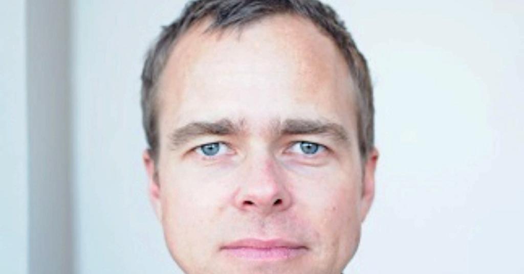 Tom Edwards to exit the BBC News Broadcast