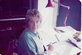 ROG_VIC_S310_VW_VicDesk_c1985MMDD_VWB024_HR