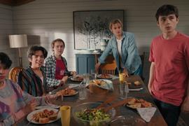 My_Life_With_the_Walter_Boys_n_S1_E1_00_38_08_16_R