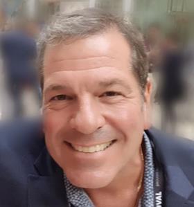 Tim Crescenti, Small World International_Headshot