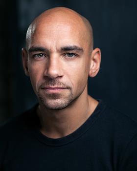 Fraser Ayres headshot 2018