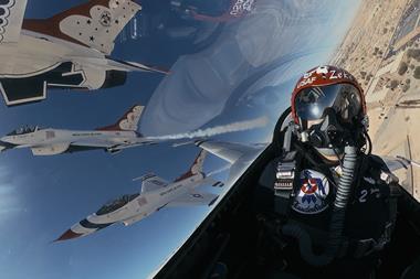 Air_Force_Elite_Thunderbirds_01_10_11_12_1
