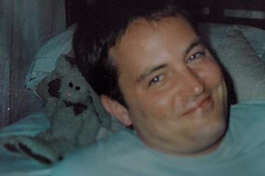 The_One_About_Matthew_Perry_n_S1_E2_00_02_38_00
