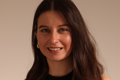 Yara Silva headshot