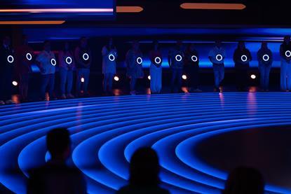 Caught in the Middle (3)