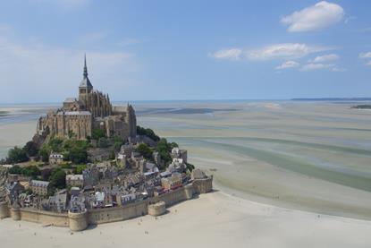 ancient-superstructures-keyvisual-ep01