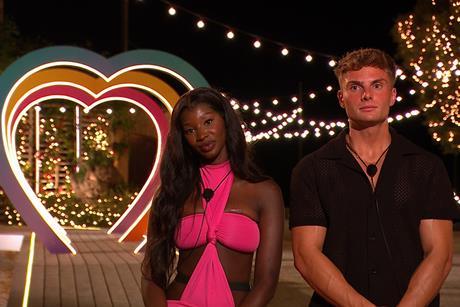 love_island_sr12_ep21_embargoed_10.05pm_05