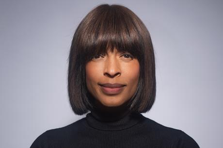 Jennifer Ebell, FIFTH SEASON