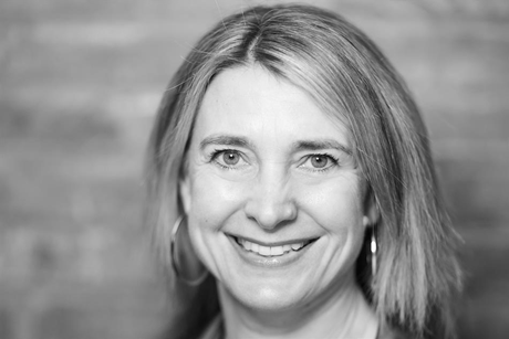 Alison Lomax headshot