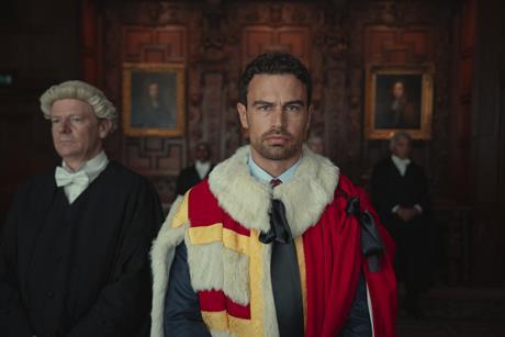 Theo James in The Gentlemen_Matthew Towers_Netflix