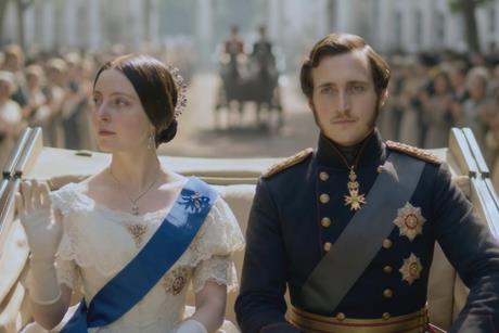 VICTORIA AND ALBERT IN CARRIAGE