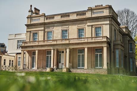 4. Edgecumbe Hall - front close