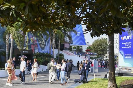 MIPCOM2025-2274