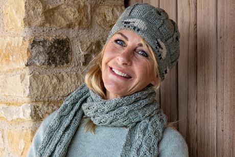 Lisa Hogan. Farming for Love