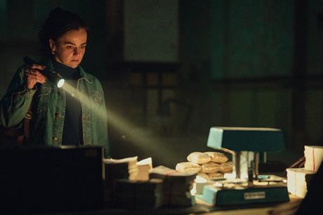 Hayley Squires in Legends