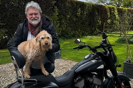 Si King and dog Arty