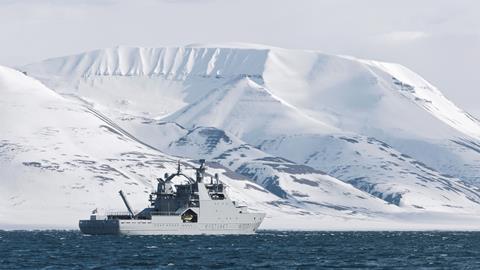 Arming the Arctic - 300dpi