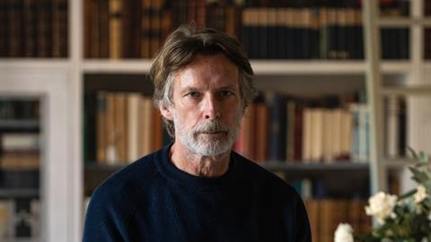 ARMY OF SHADOWS-Ronan Bennett-Portrait OK (1)