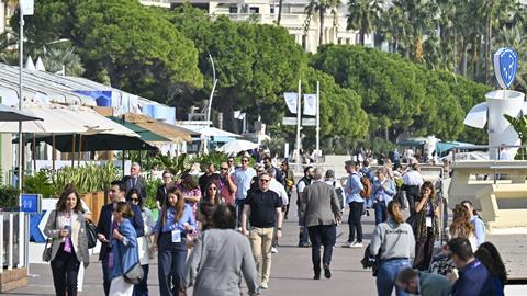 MIPCOM2025-1764 (1)