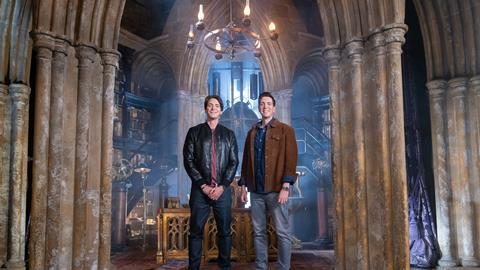 Harry Potter Wizards of Baking - James and Oliver Phelps in Dumbledores office