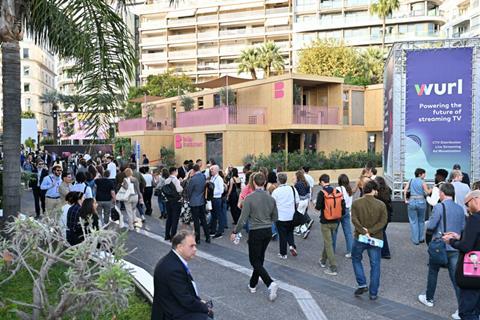 MIPCOM2025-1753.JPG-800px