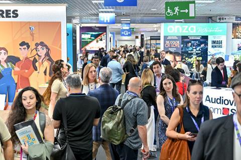 MIPCOM2025-1468.JPG-800px