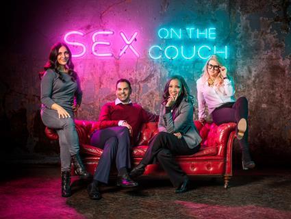 17914705-high_res-sex-on-the-couch