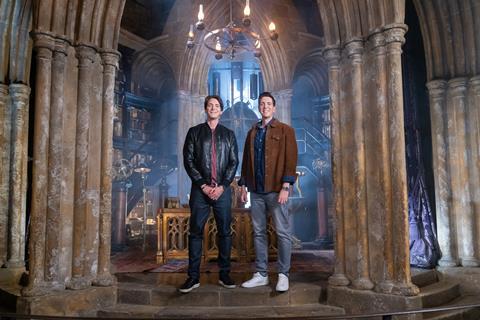 Harry Potter Wizards of Baking - James and Oliver Phelps in Dumbledores office