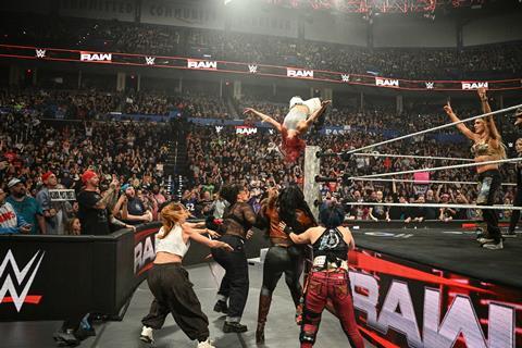 RAW_11242025MM_38632