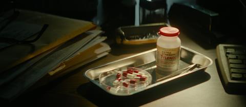 Cold_Case_The_Tylenol_Murders_E1_00_04_27_08