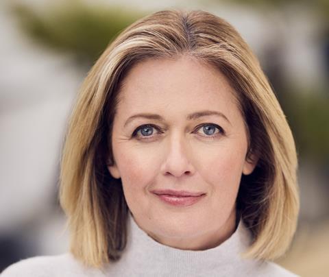 PaulaWarwickCopyrightAvalonHeadshot4