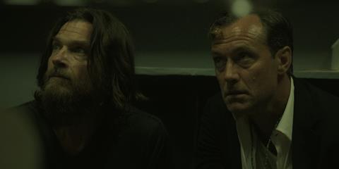 Black_Rabbit_S1_E8_00012