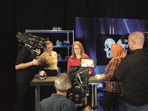 bones studio 2 - tori herridge ( yellow shirt), maya Hoole, osteoarchaeologist, Scotland, carla valentine ( red hair)