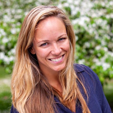 eline_van_der _velden_square