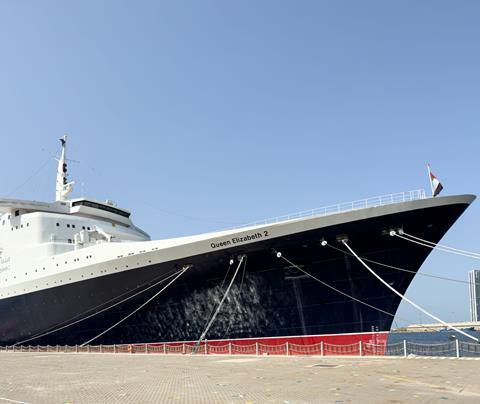 QE2
