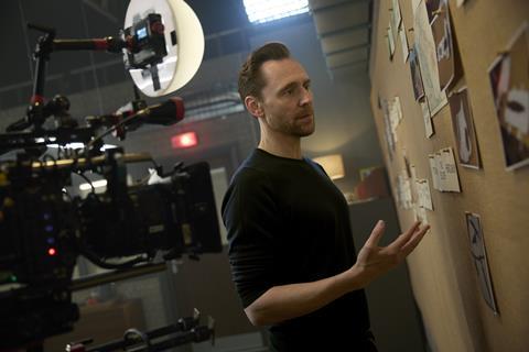 101_Tremors_PompeiiOutOfTimeWithTomHiddleston_033