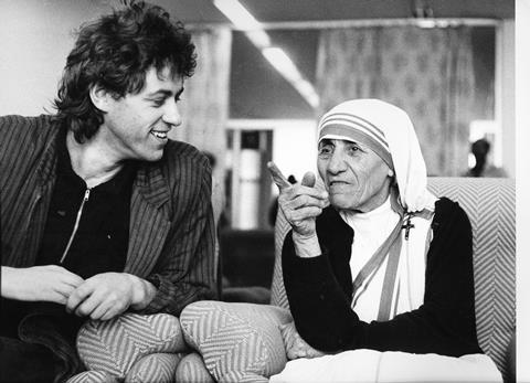 190 LA_S1638_KENLENNOX_ETHIOPIA_Geldof_MotherTheresa_JAN1985_MASTER