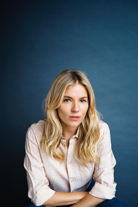 Miller, Sienna (Colour Headshot)