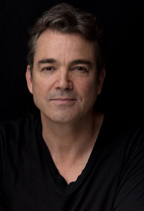 Jon Tenney Headshot - credit Daniel Reichert.