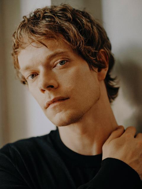 Alfie Allen (1)
