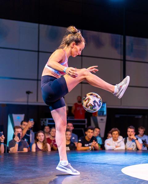 Freestyler Laura Biondo (VEN) performing at Super Ball 2021 in Prague (Czech Republic) - Picture by Stijn de Winter (2)