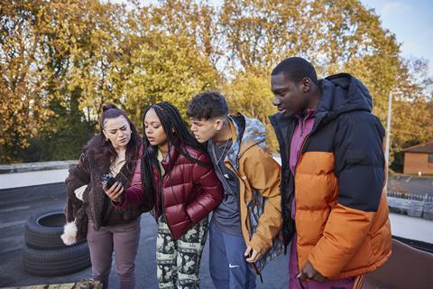 Pia Somersby (Belle), Nkechi Simms (Sienna), Jaye Ersavas (Halil), Michael Boahen (Jaeden) on location, Bexleyheath rooftop