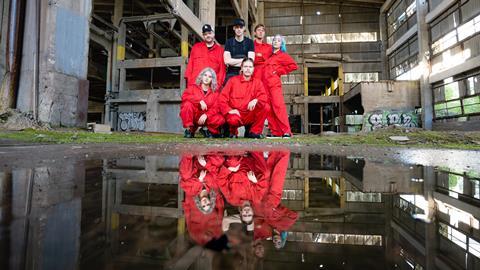 roni_back_suomen_suurinta_piilosta_kausi_1_jakso_6_pinja_sanaksenaho_niko_meuronen_roni_back_olli_kokkola_ilari_mettala_tiina_ma