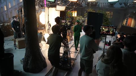 Tropic Skincare - Behind-the-scenes (1)