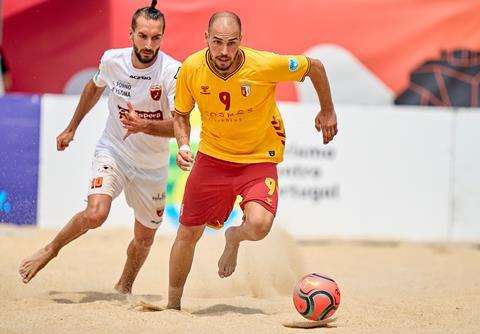 beach soccer football (1)