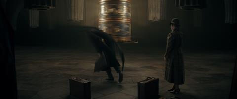 One Of Us - Fantastic Beasts 3 Secrets Of Dumbledore 2