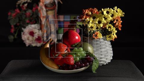 UCX100 auto focus Panasonic