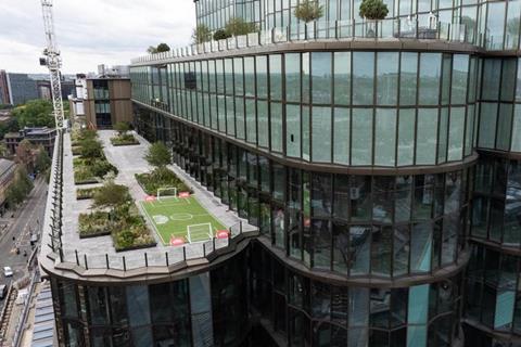 1452370_premierleaguestudiosolympia1_170418